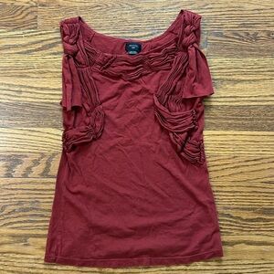 Deletta Knotted Shoulder Tee
